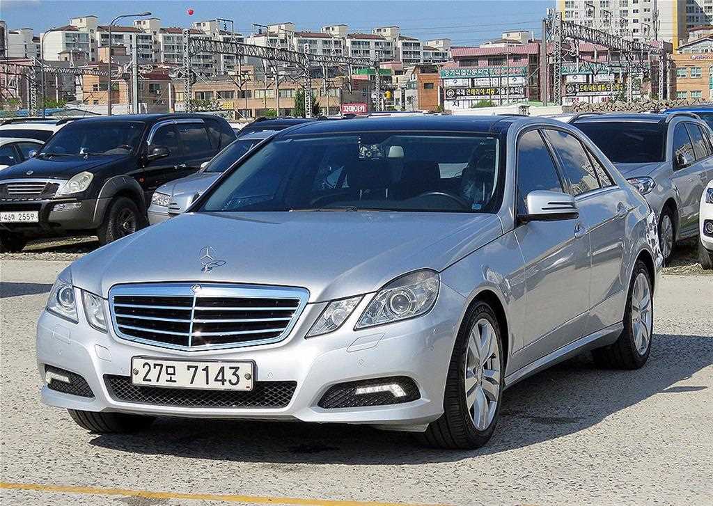 벤츠 E 클래스 E350 사진 2/19