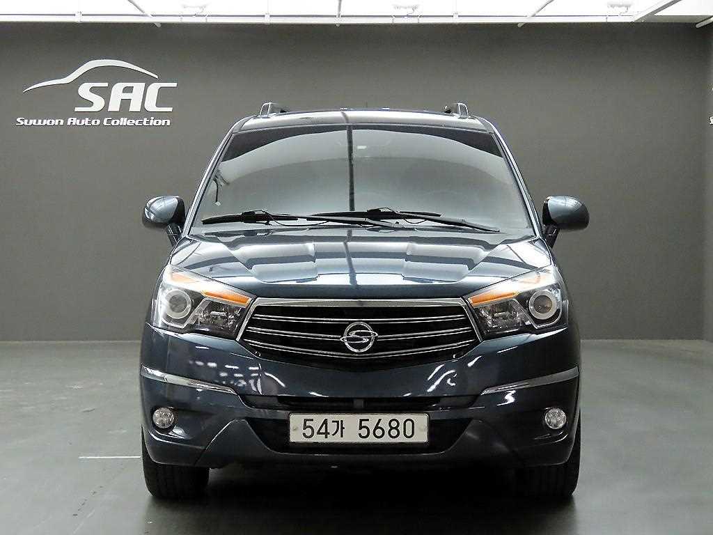 코란도투리스모 GT 4WD 9인승 2015년식