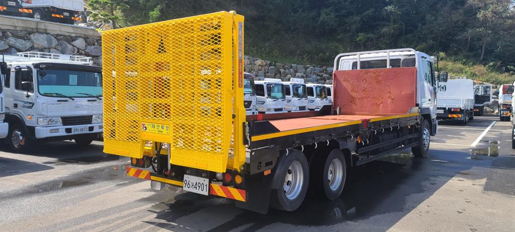 이베코 어부바카 스트라리스 4.5톤 2