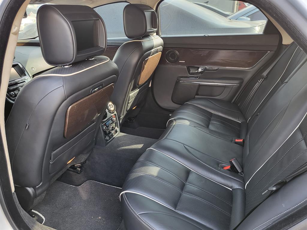 자동차 모델 상세 이미지