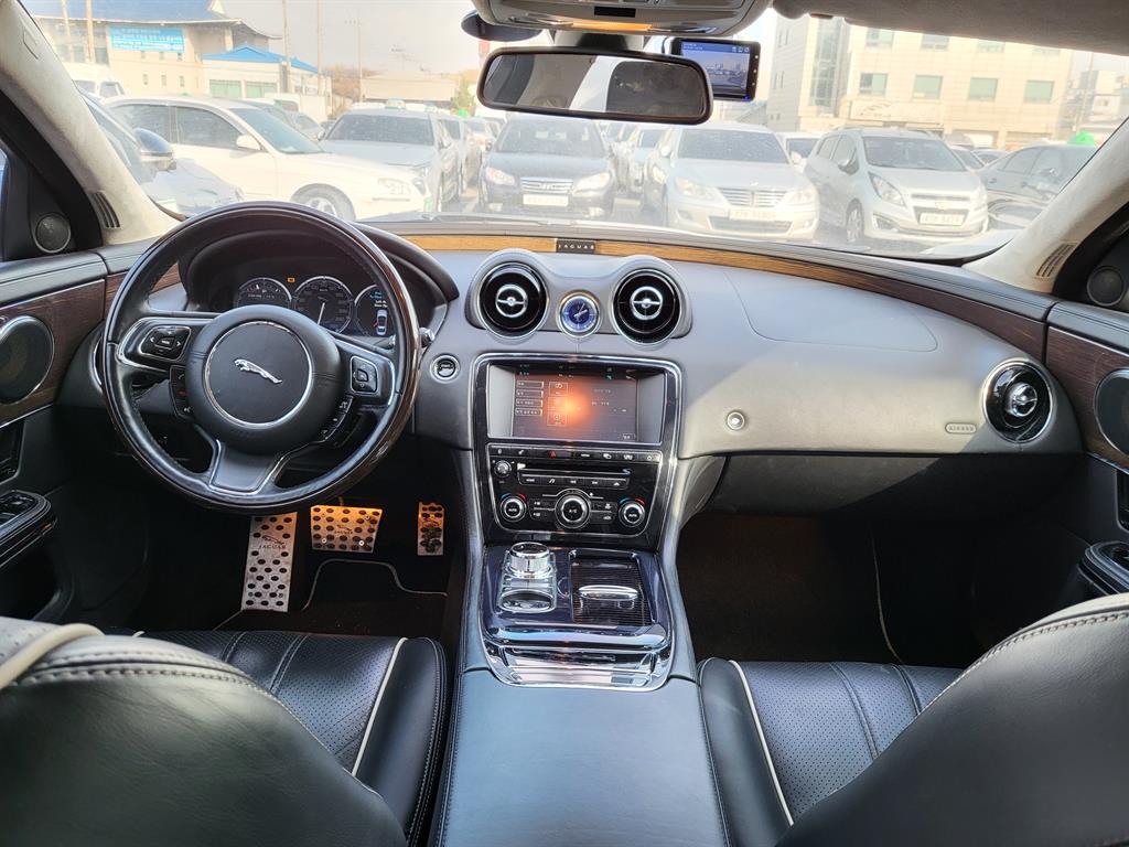 자동차 모델 상세 이미지