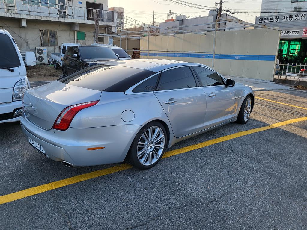 자동차 모델 상세 이미지