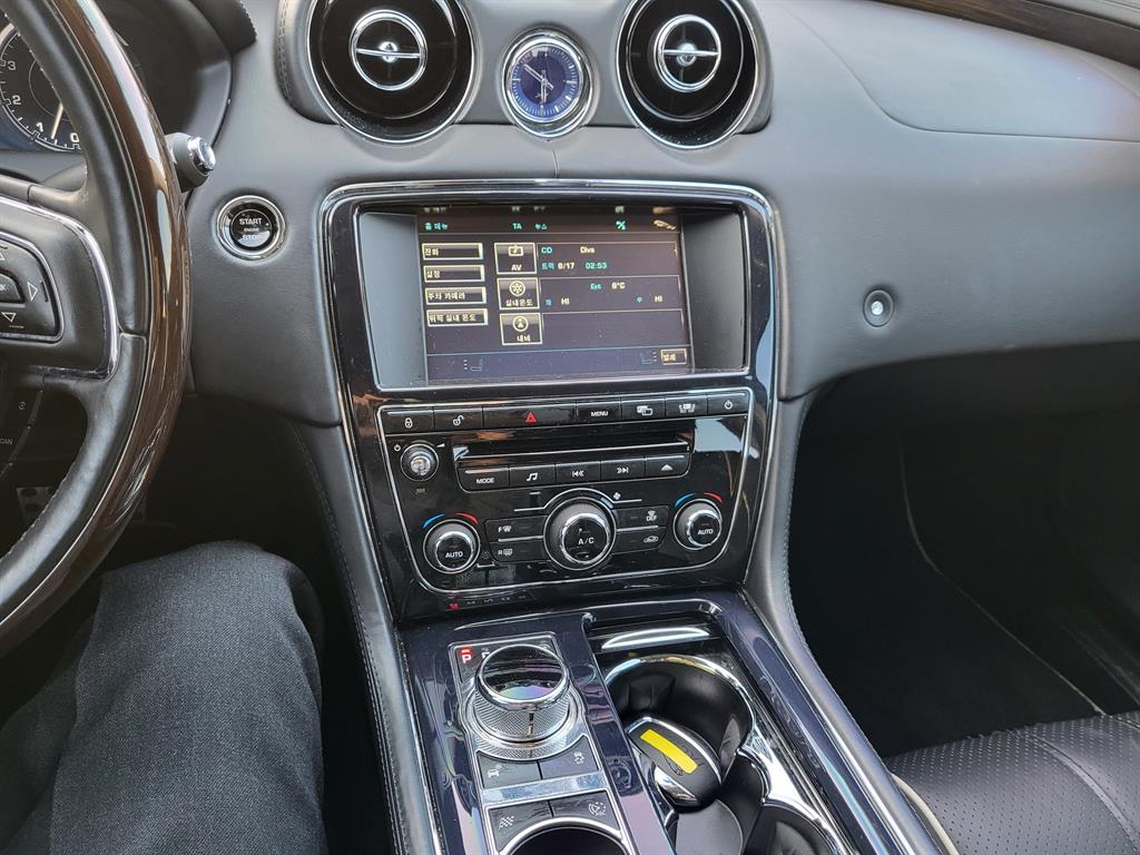 자동차 모델 상세 이미지