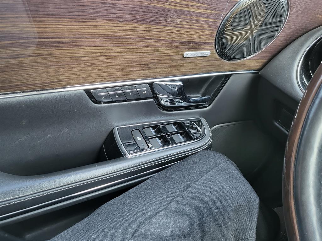 자동차 모델 상세 이미지