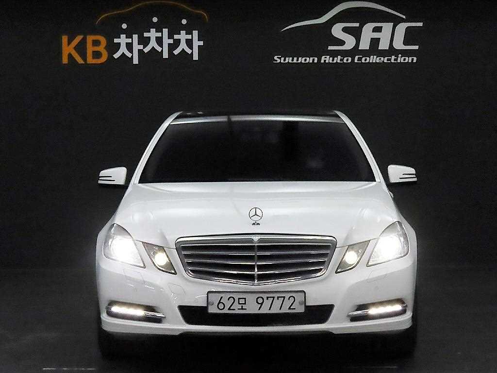 뉴E-클래스 E200 CGI 2013년식