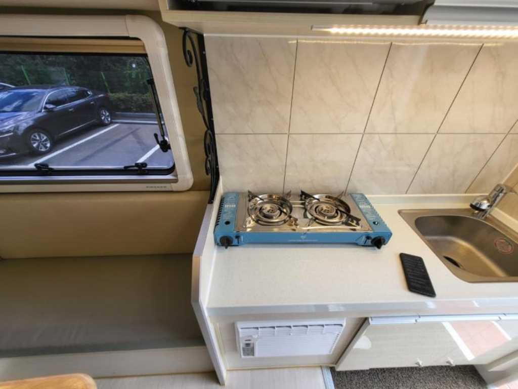 포터2 캠핑트럭 인산철배터리 255A 150L 255W