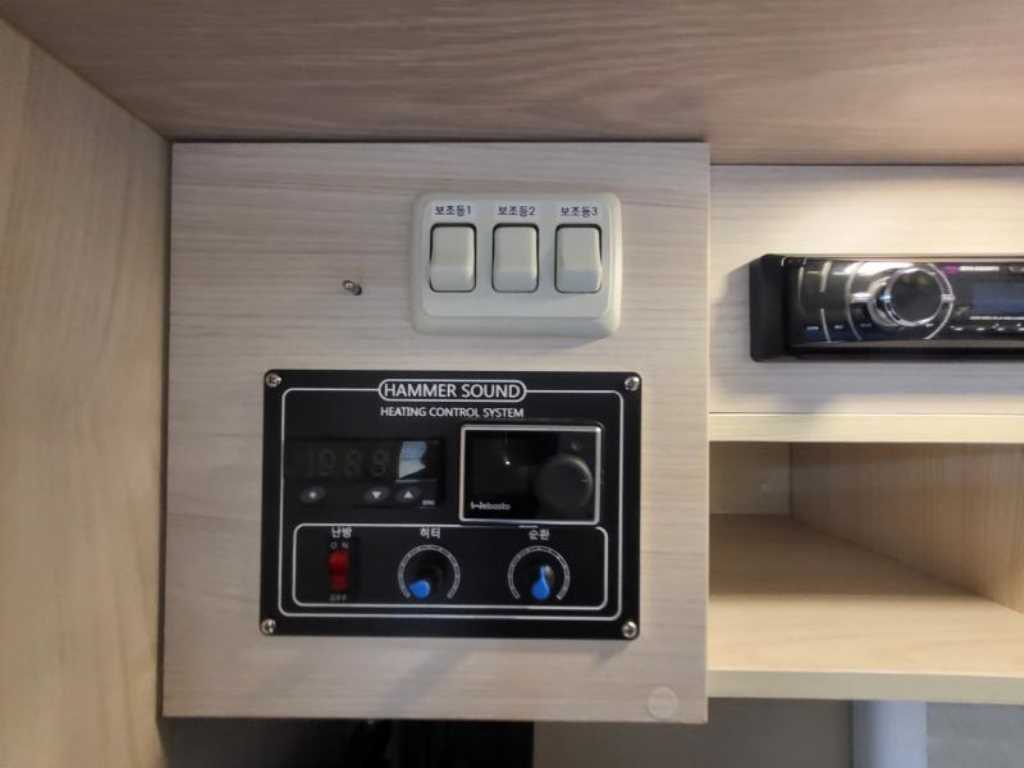 포터2 캠핑트럭 인산철배터리 255A 150L 255W