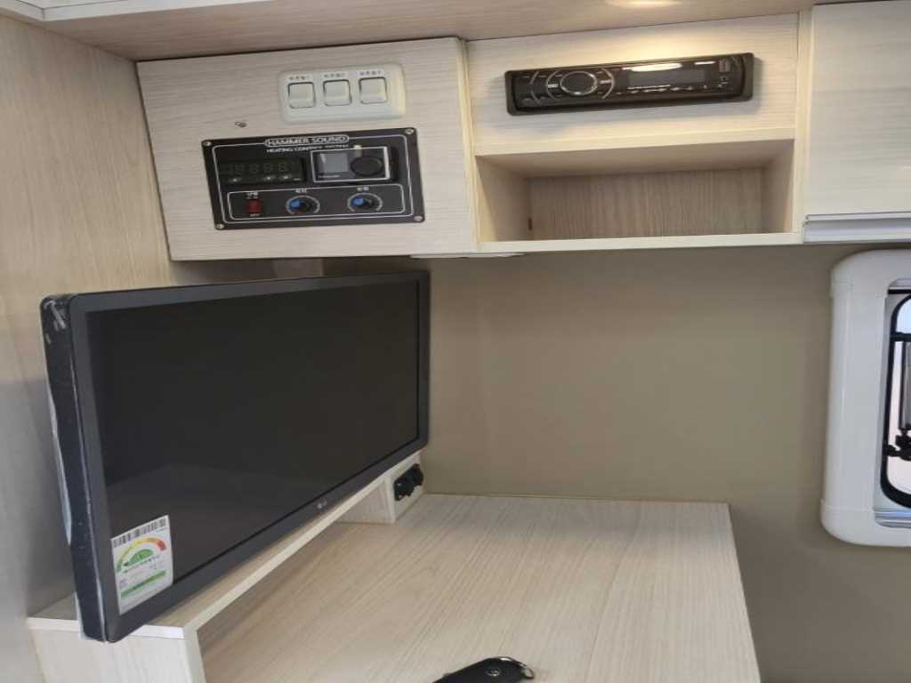 포터2 캠핑트럭 인산철배터리 255A 150L 255W