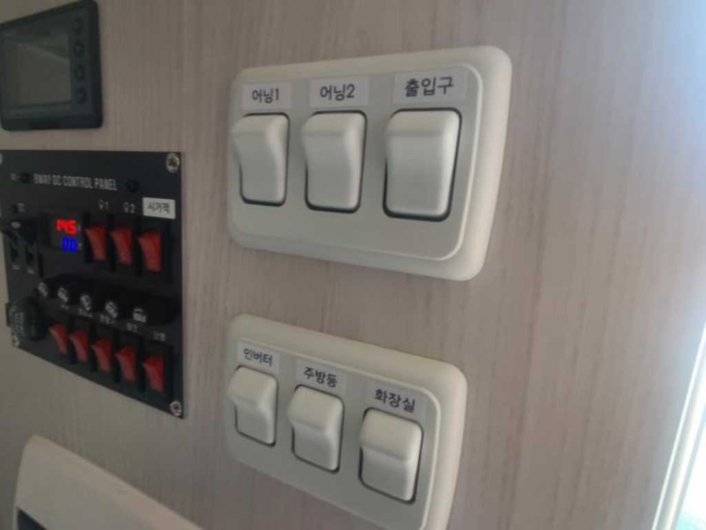 포터2 캠핑트럭 인산철배터리 255A 150L 255W