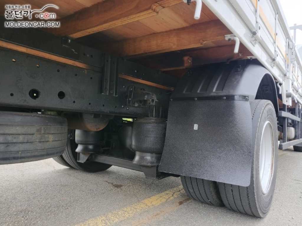메가트럭 250 단바리 카고 5톤 수동