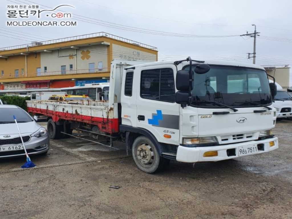 메가트럭 225 단바리 카고 4.5톤 수동