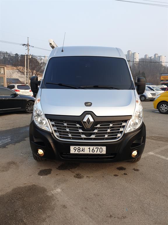 Renault Master 2.3 S