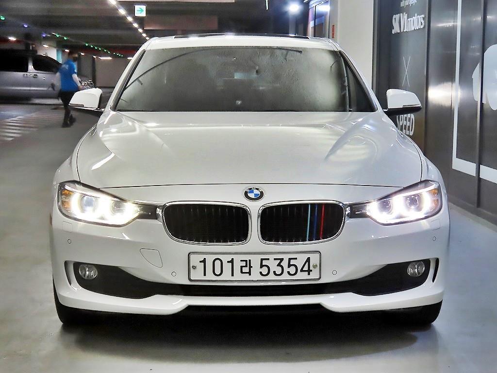 BMW 3시리즈 320d xDrive 사진
