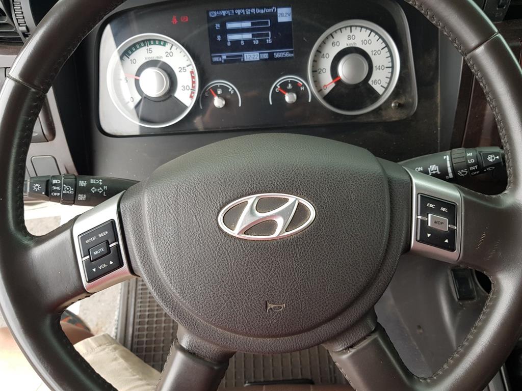 현대 메가트럭 235 후축 윙바디 4.5톤 수동 13