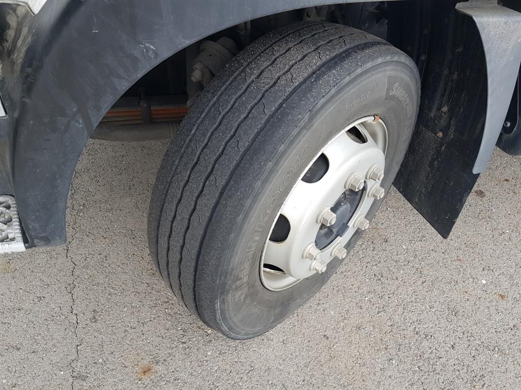 현대 메가트럭 235 후축 윙바디 4.5톤 수동 4