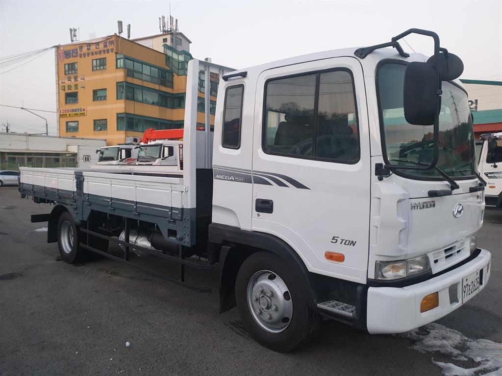 현대 185 카고 5톤 수동 1