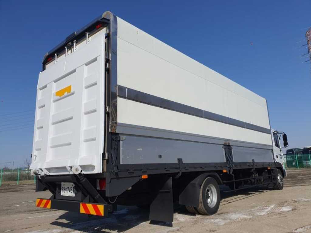 현대 메가트럭 260 냉동탑 5톤 수동 2