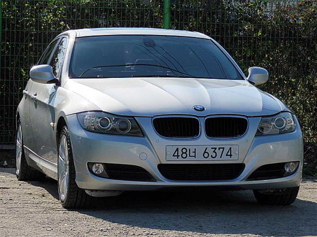 BMW 3시리즈 320d 세단 사진