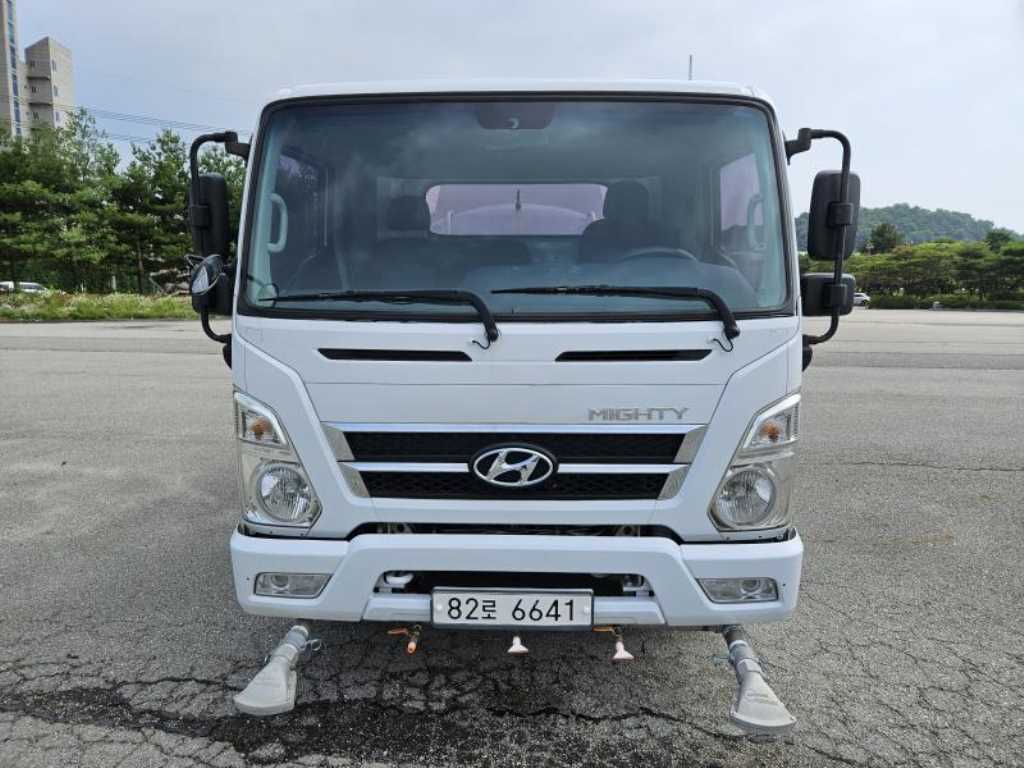 현대 살수차 올뉴마이티 스텐탱크 3,800L 수동 1