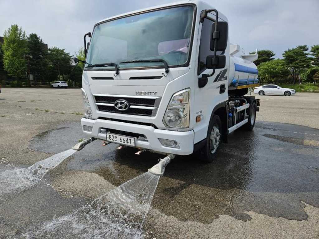 현대 살수차 올뉴마이티 스텐탱크 3,800L 수동 13