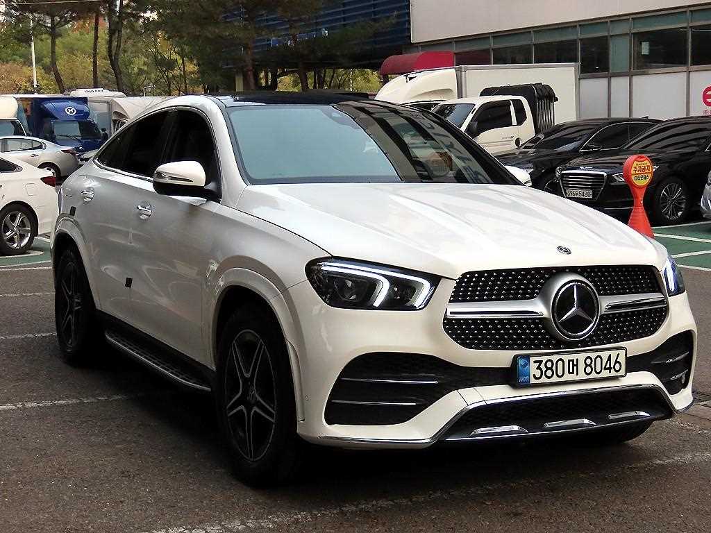 Mercedes-Benz GLE-Class GLE400d 4MATIC Coupe 3
