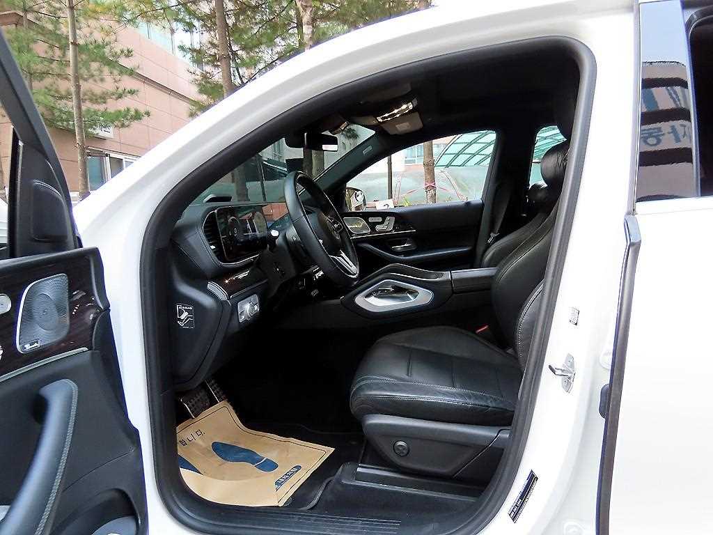 Mercedes-Benz GLE-Class GLE400d 4MATIC Coupe 10