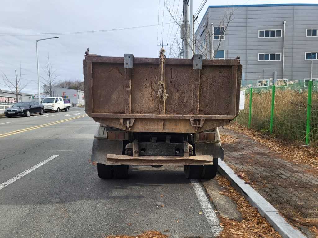 현대 메가트럭 화물덤프