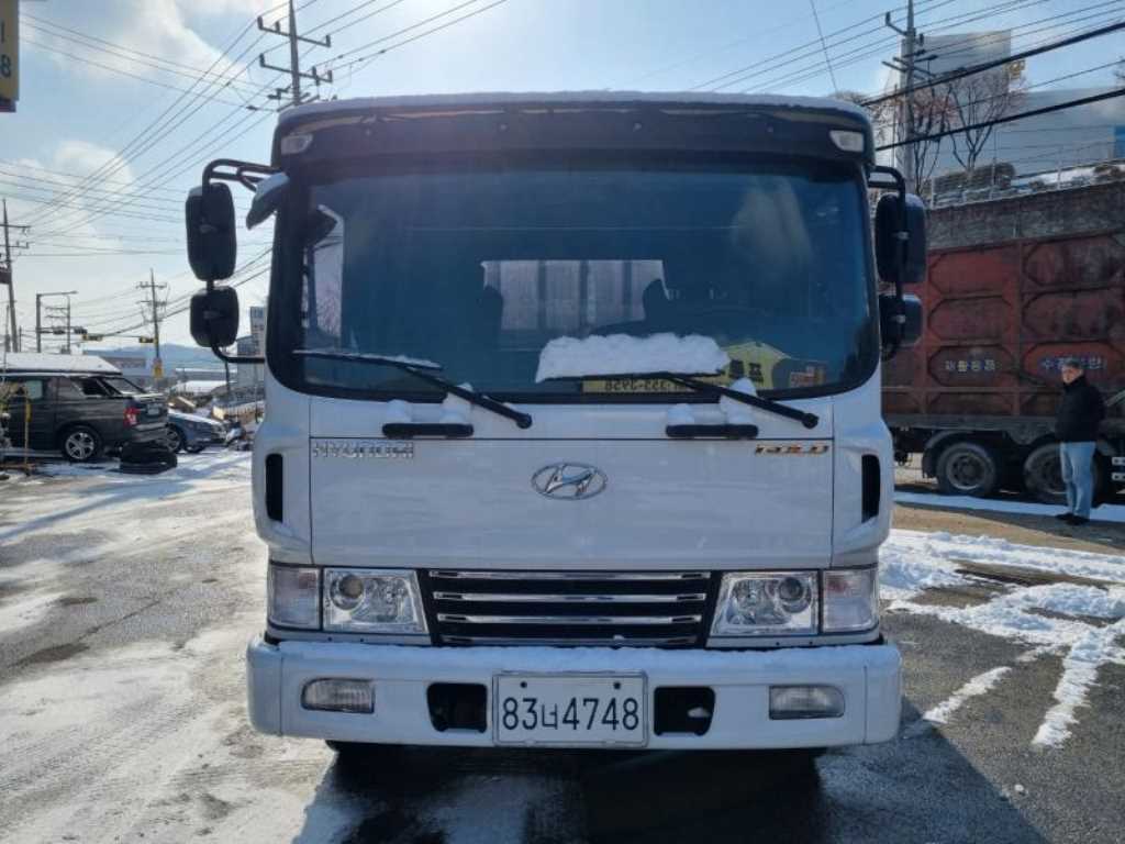 메가트럭 260 앞축 카고 4.5톤 수동