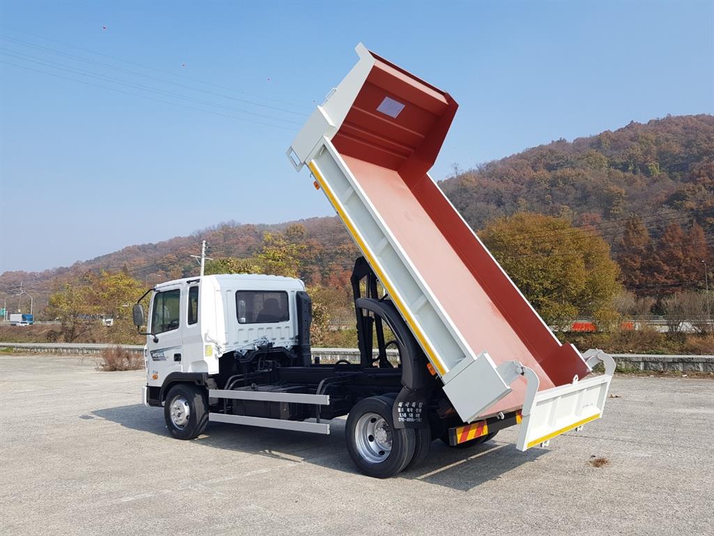 현대 메가트럭 화물덤프 5톤