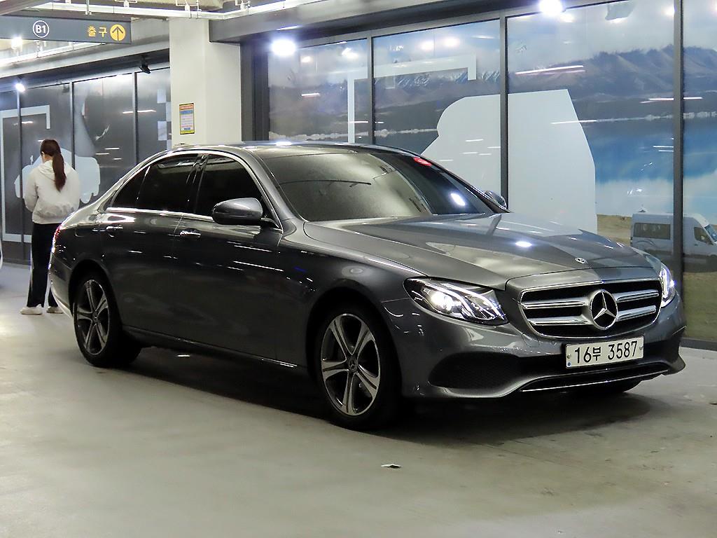 [벤츠] E클래스 W213 E300 아방가르드