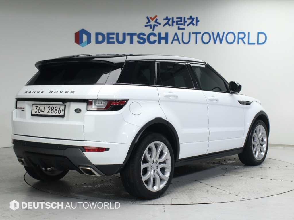 랜드로버 레인지로버 이보크 2.0 TD4 HSE 다이나믹 사진 2/20