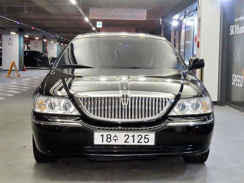 링컨 타운카 4.6 V8 사진