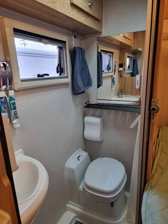 봉고3 캠핑트럭 인산철배터리 255A 200W