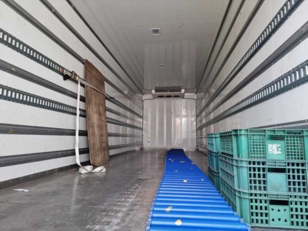 현대 300 후축 냉동탑 7.5톤 수동 5