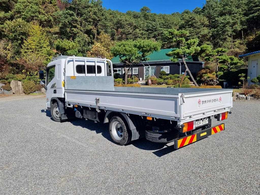 현대 올뉴마이티 2.5톤 카고 슈퍼캡 4