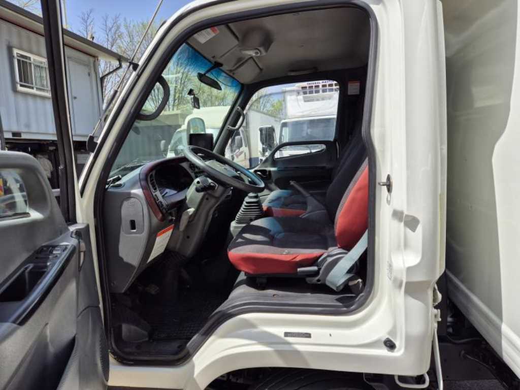 현대 마이티큐티 2톤 익스하이탑 일반캡 12