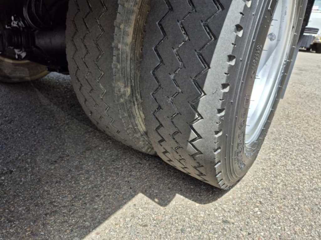 현대 마이티큐티 2톤 익스하이탑 일반캡 9