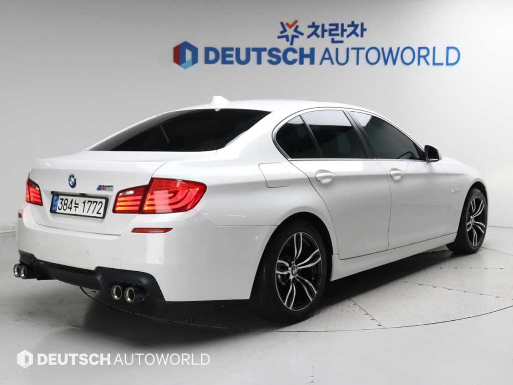 BMW 5시리즈 520d 사진 2/20