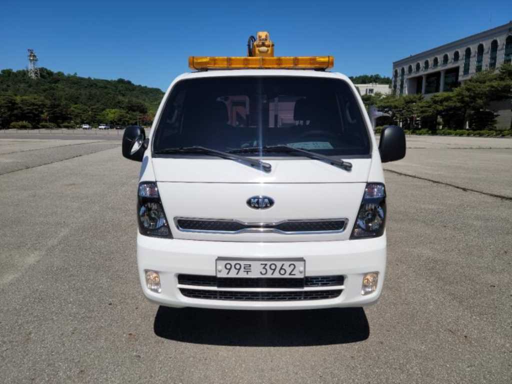 고소작업차 동해기계항공 봉고3 1톤