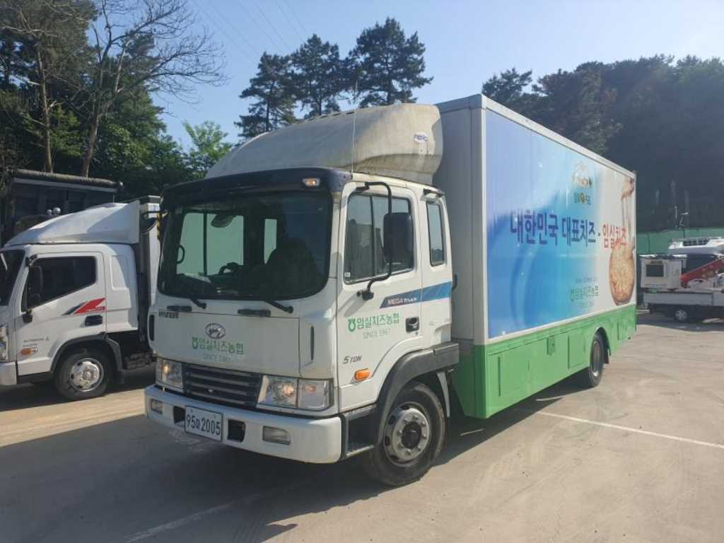 현대 메가트럭 단바리 익스하이탑 4.5톤 수동