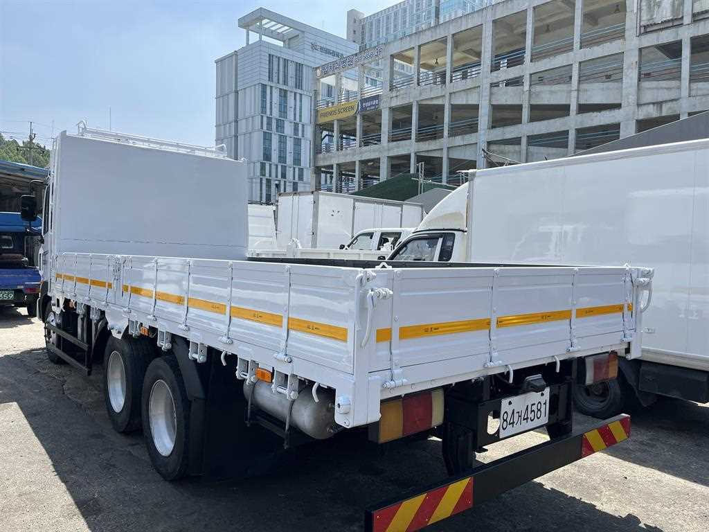 현대 메가트럭 카고 4.5톤 수동 4