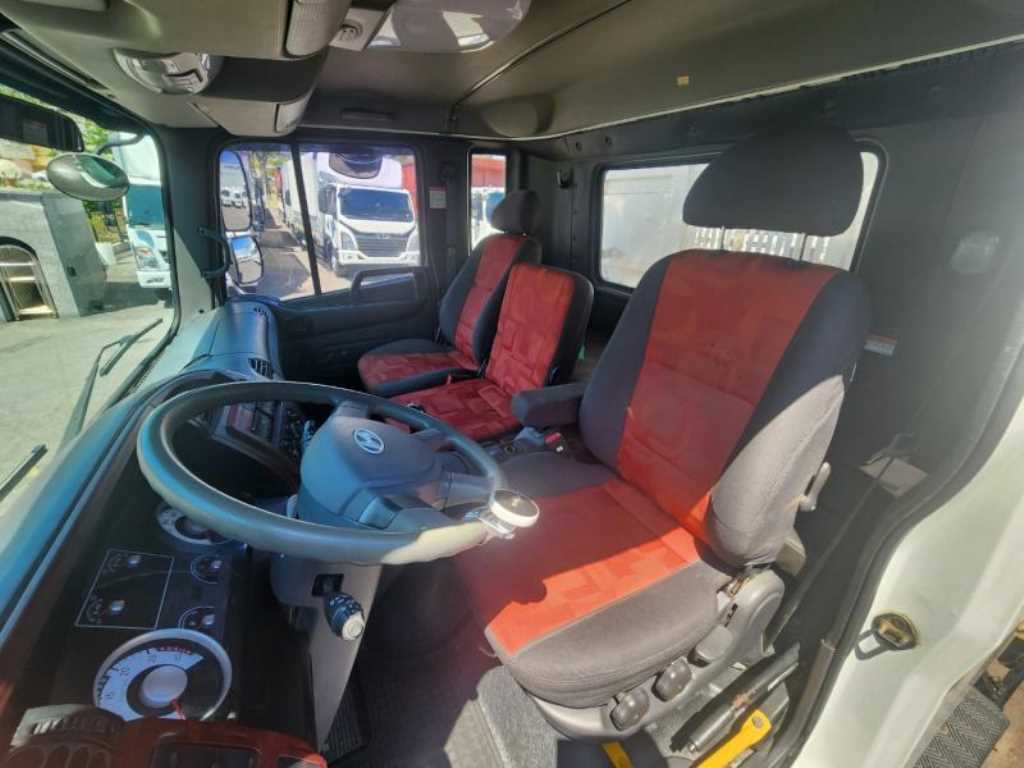 현대 메가트럭 단바리 카고 4.5톤 수동 5