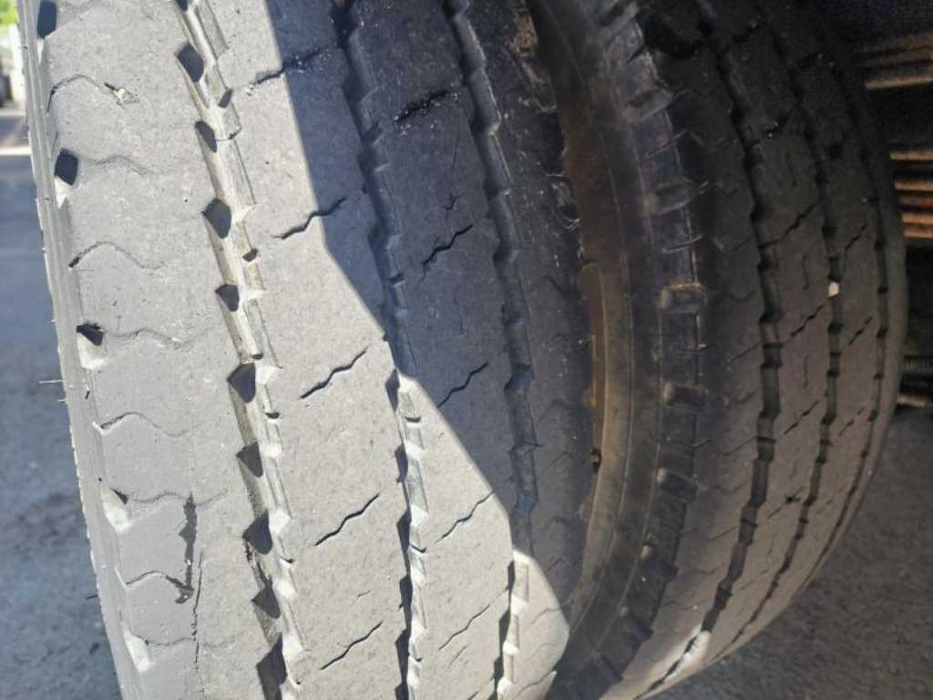 현대 메가트럭 단바리 카고 4.5톤 수동 4