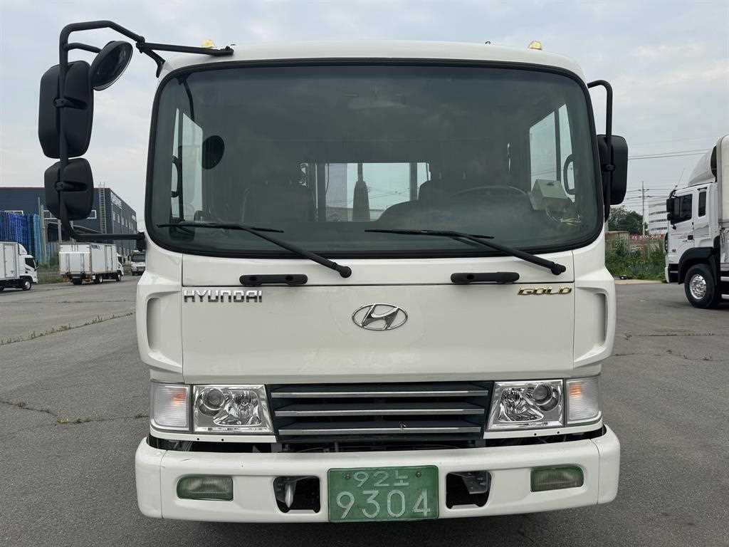 메가트럭 암롤 5톤 수동 단바리