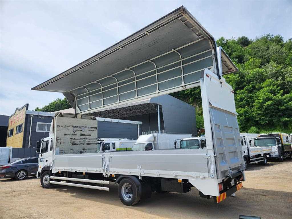 메가트럭 단바리 윙바디 5톤 수동