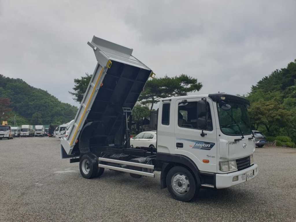 현대 메가트럭 화물덤프 5톤