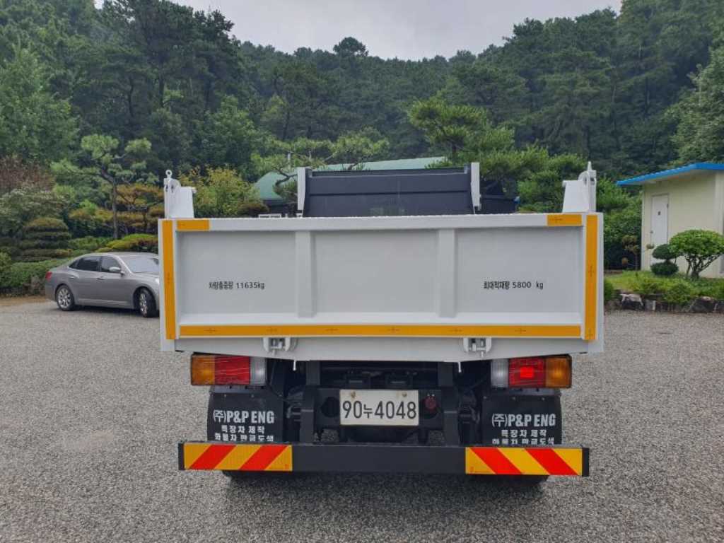 현대 메가트럭 화물덤프 5톤