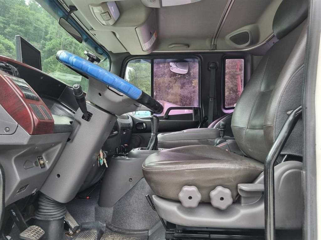 현대 메가트럭 윙바디 4.5톤 수동 7