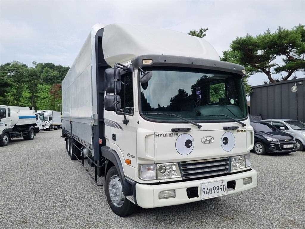 현대 메가트럭 윙바디 4.5톤 수동 1