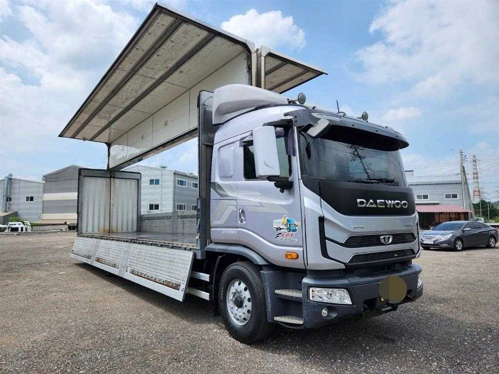 타타대우 프리마 냉동윙 8.5톤 오토 10